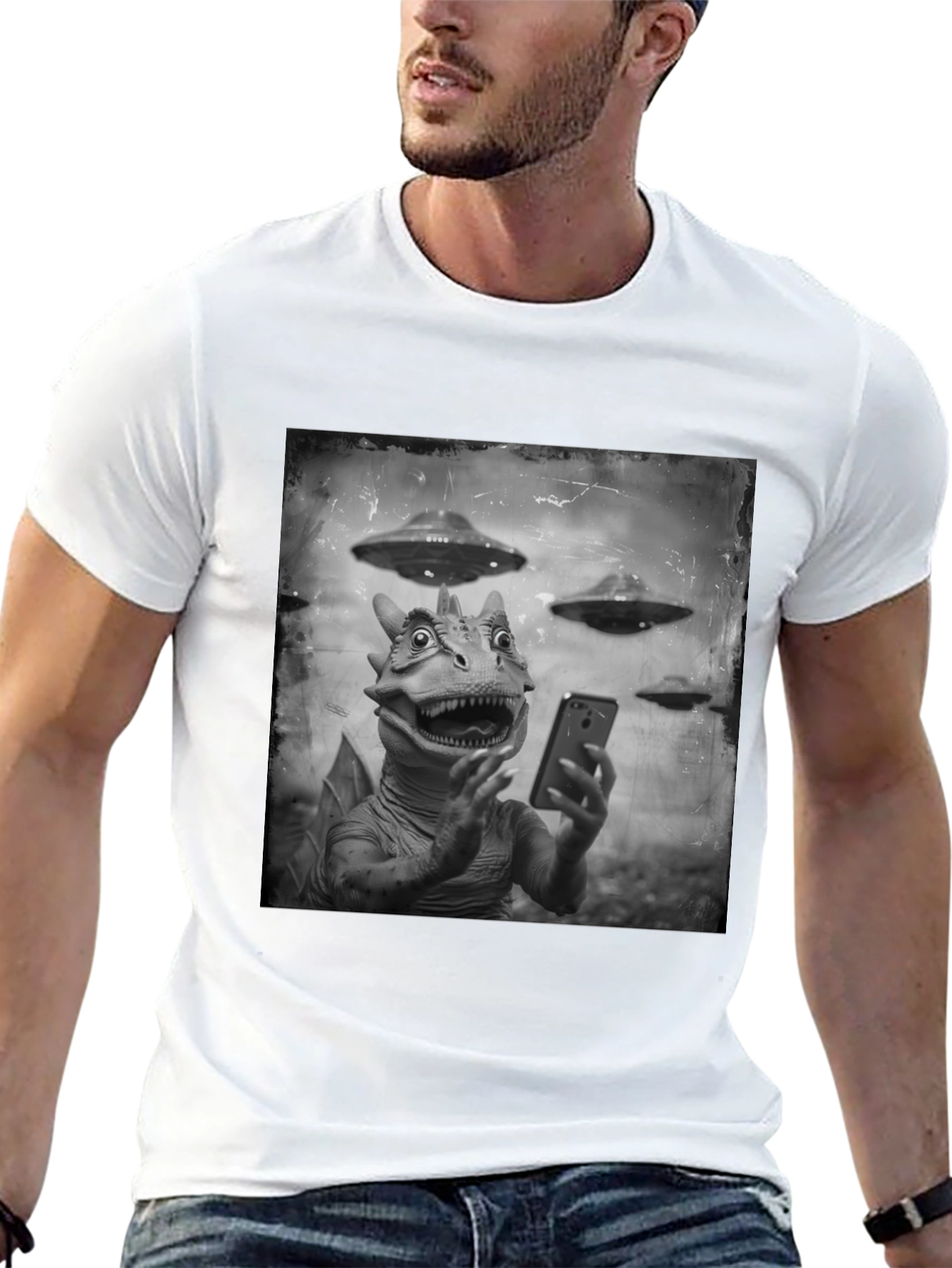 Retro Alien Lizard Selfie Graphic Tee
