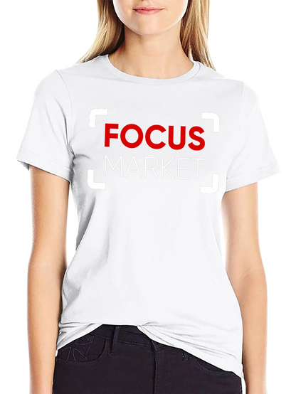 Focus Market Graphic T-Shirt