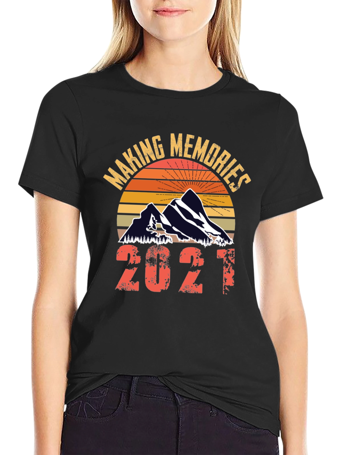 Making Memories 2021 Graphic Tee - Black