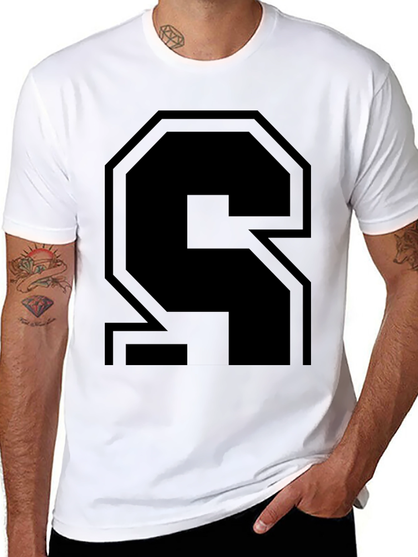 Bold Black Letter S Graphic T-Shirt - Modern Style