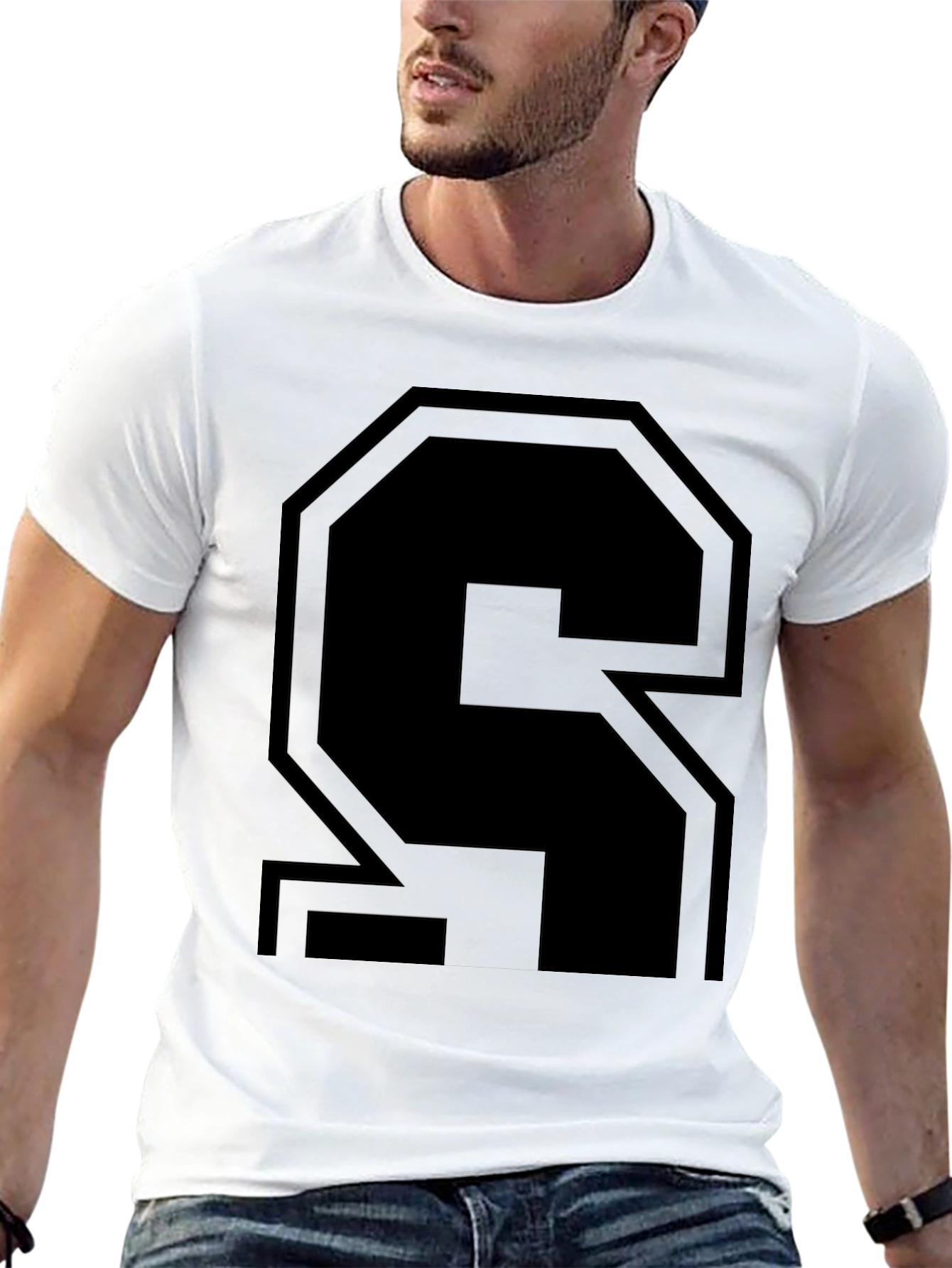 Bold Black Letter S Graphic T-Shirt - Modern Style